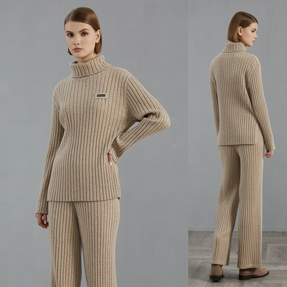 Elegant Woolen Set with Tailored Top and Slim Pants